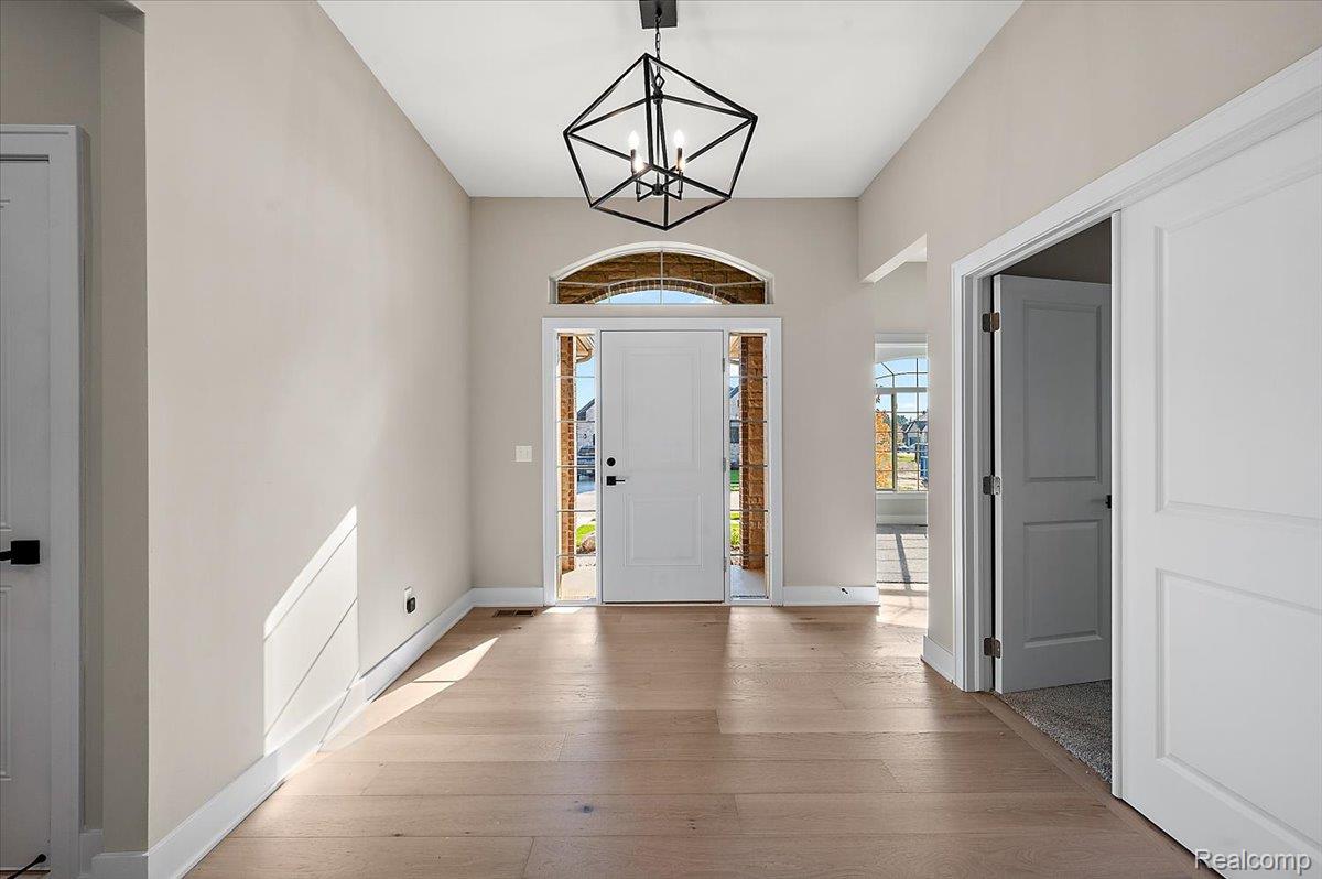 56667 Via Bellano 32