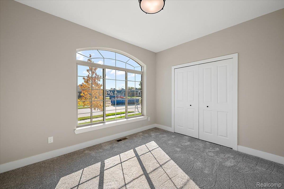 56667 Via Bellano 32