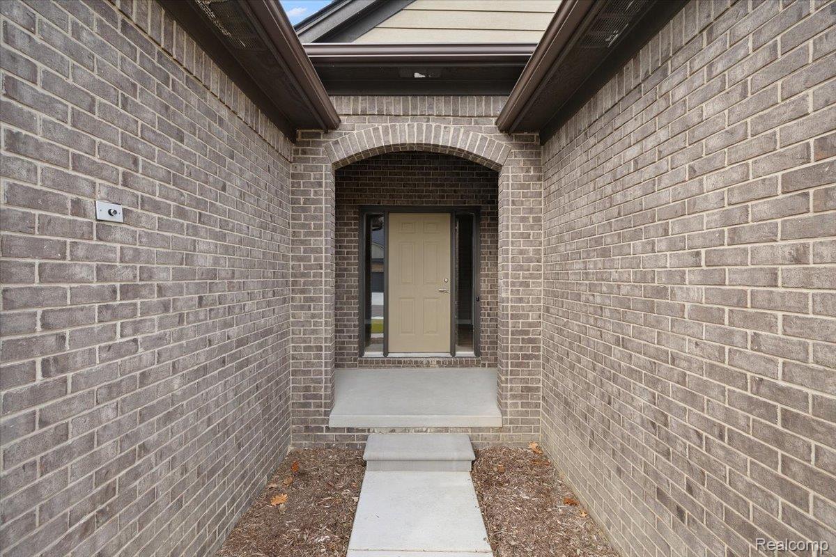 52953 Trailside Drive 4