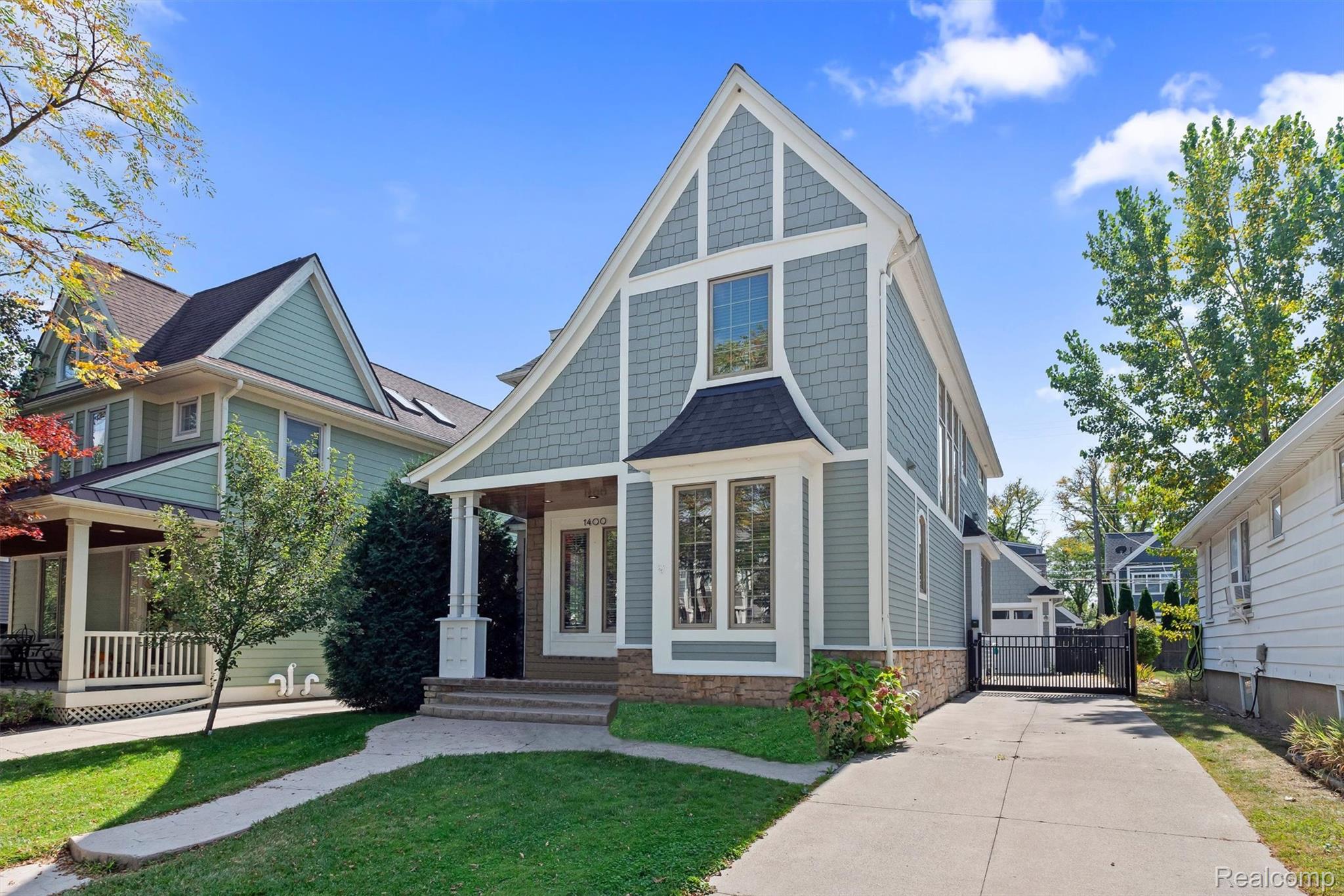 1400 Holland Street