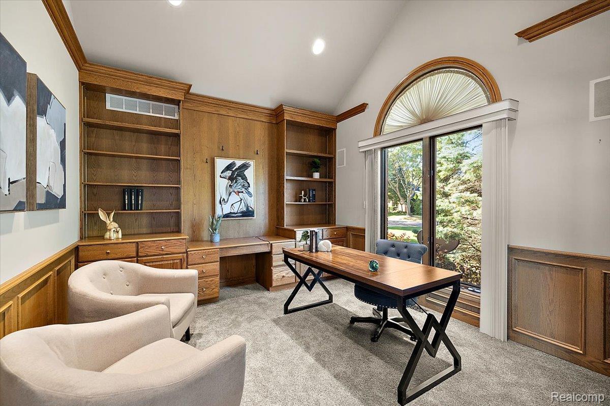 3705 N Riverview Terrace Terrace N