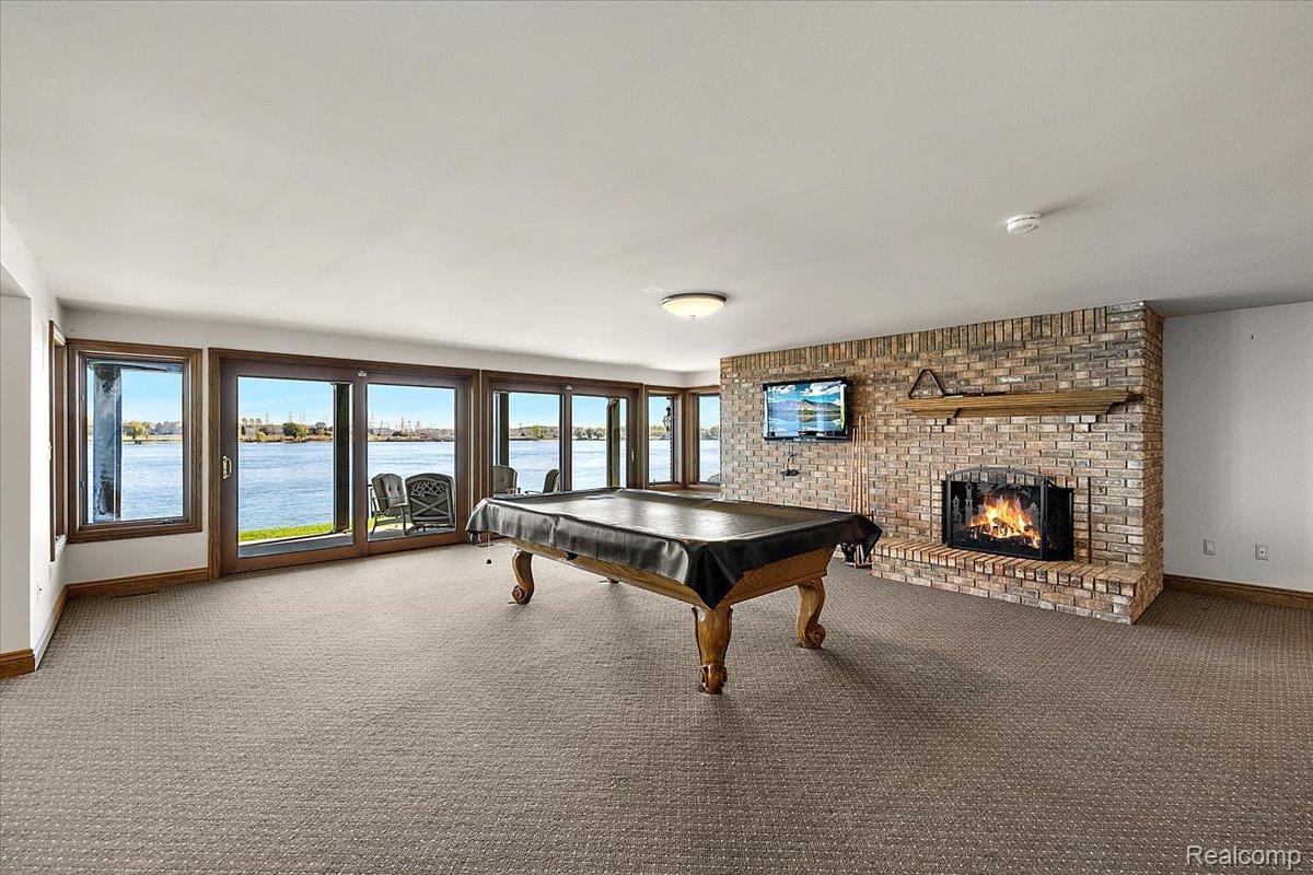 3705 N Riverview Terrace Terrace N