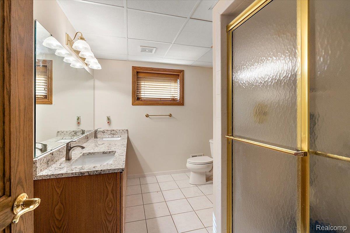 3705 N Riverview Terrace Terrace N