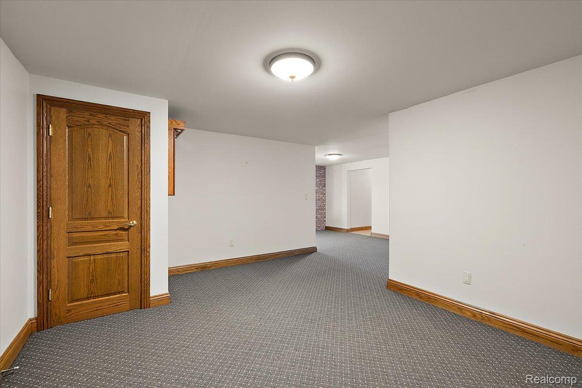 3705 N Riverview Terrace Terrace N