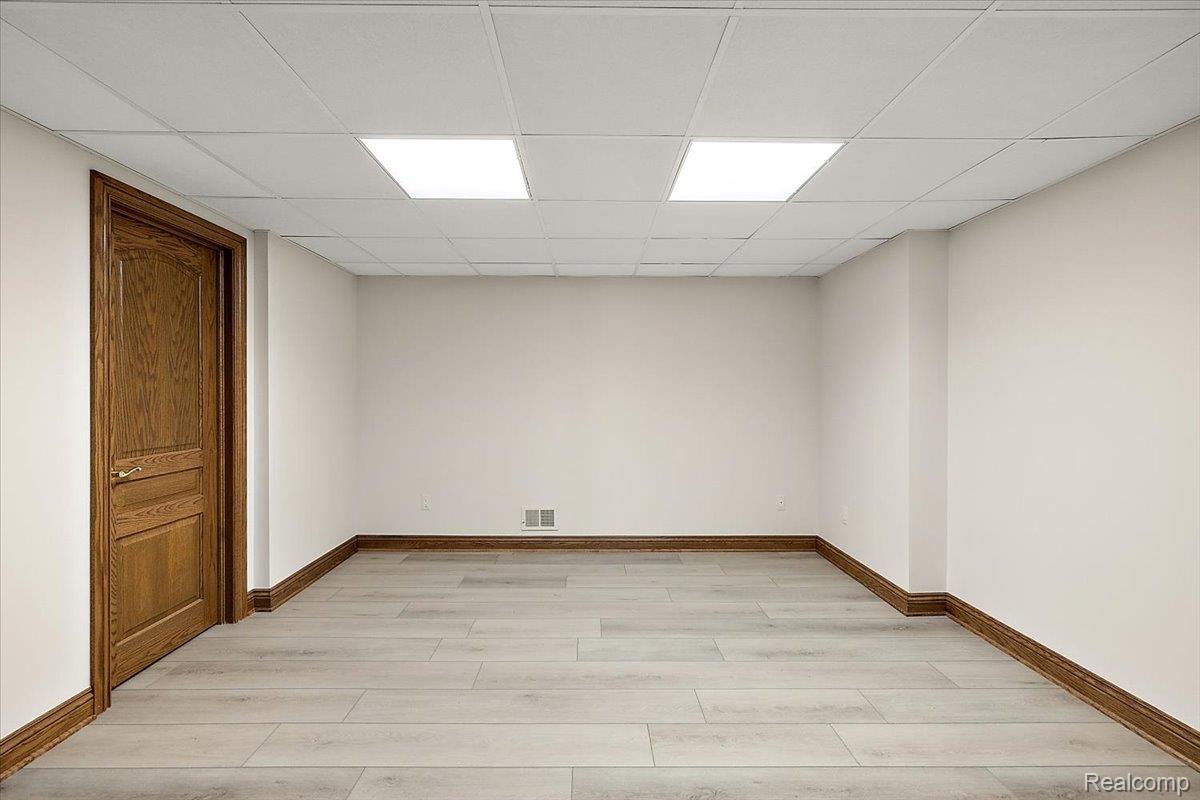 3705 N Riverview Terrace Terrace N