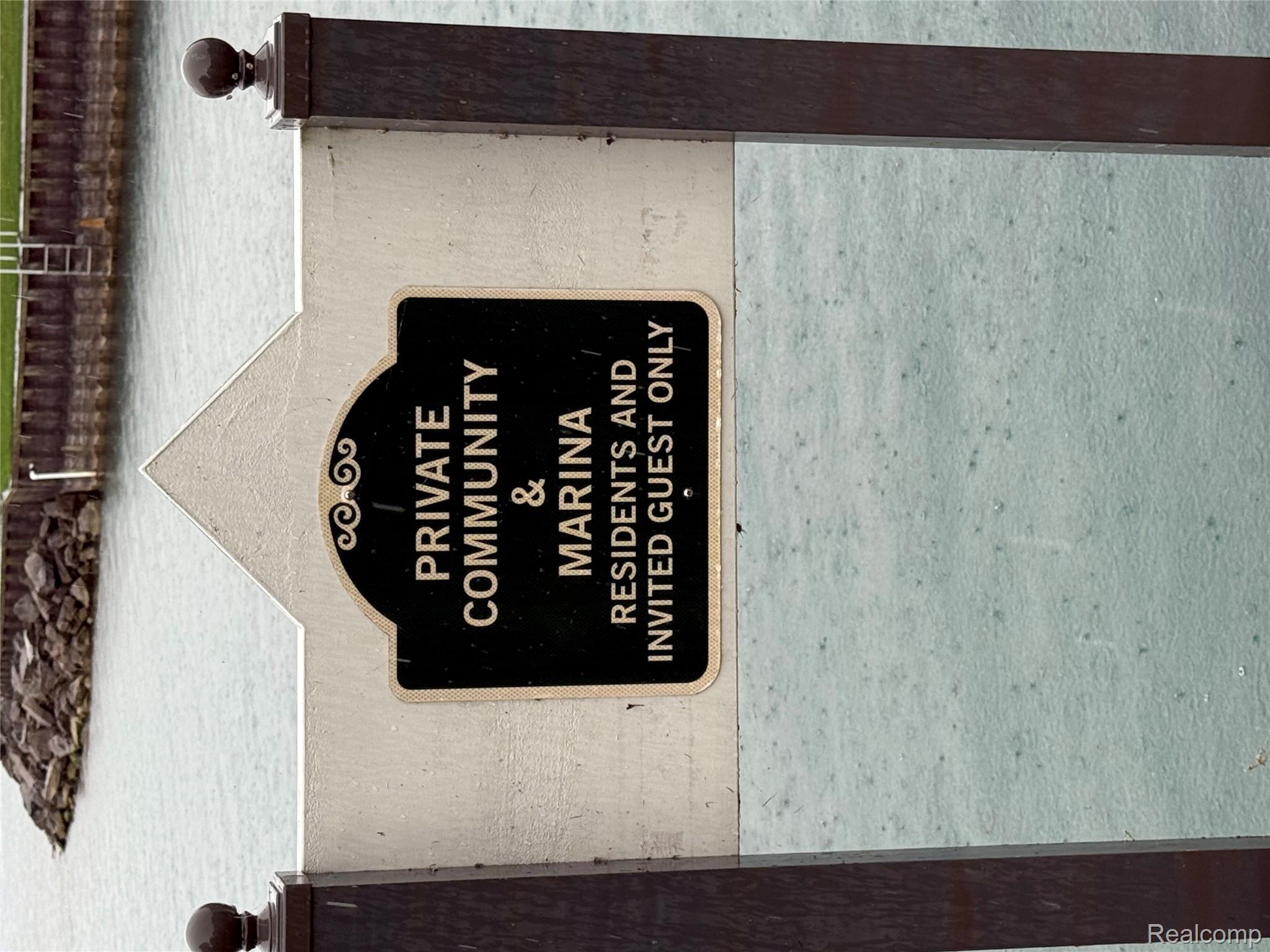 3705 N Riverview Terrace Terrace N