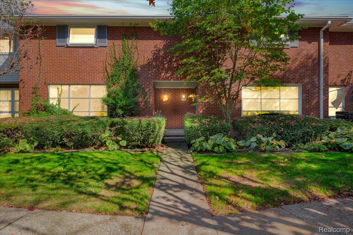 320 Neff Road