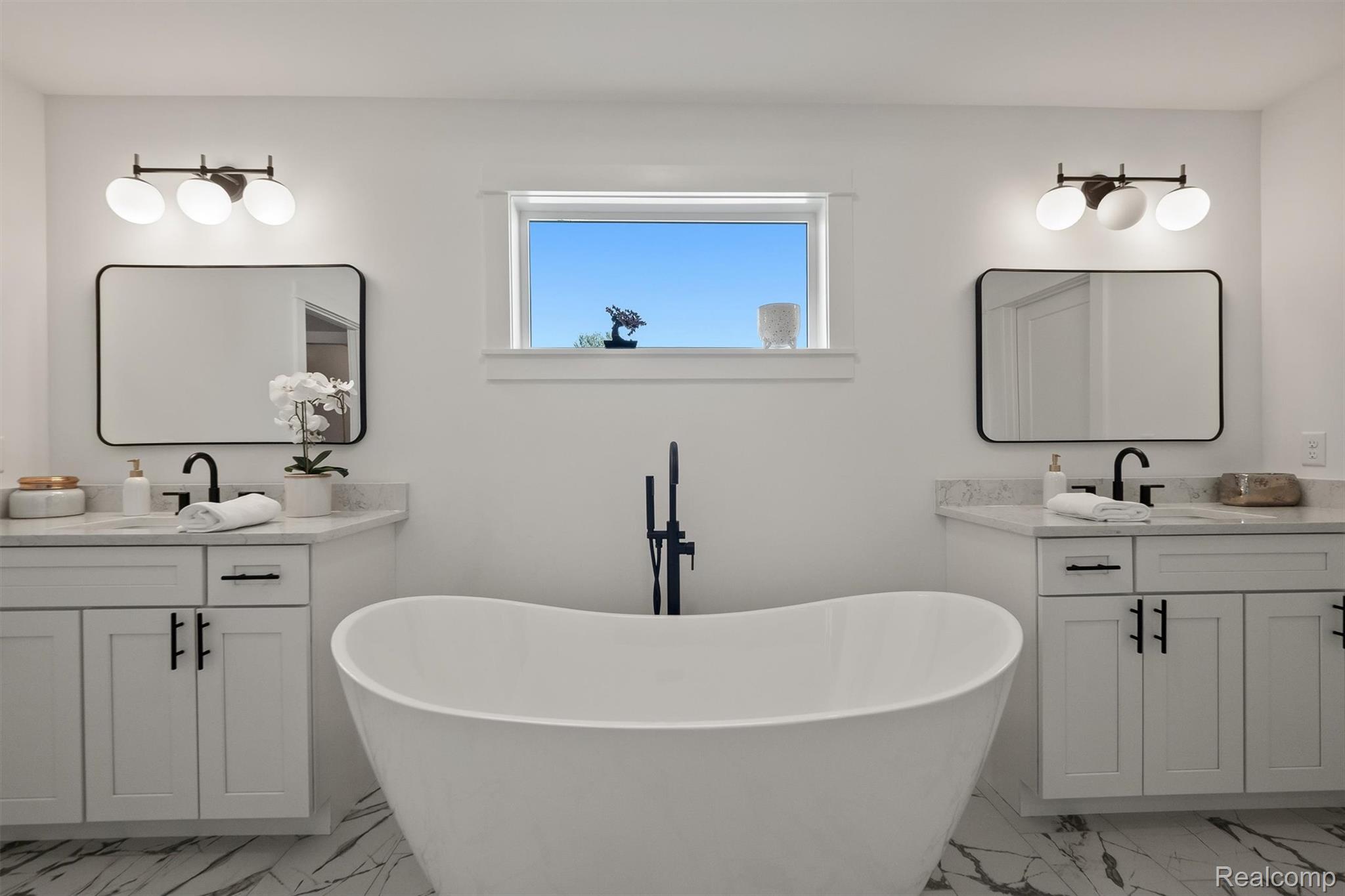 3910 Bellevue Avenue