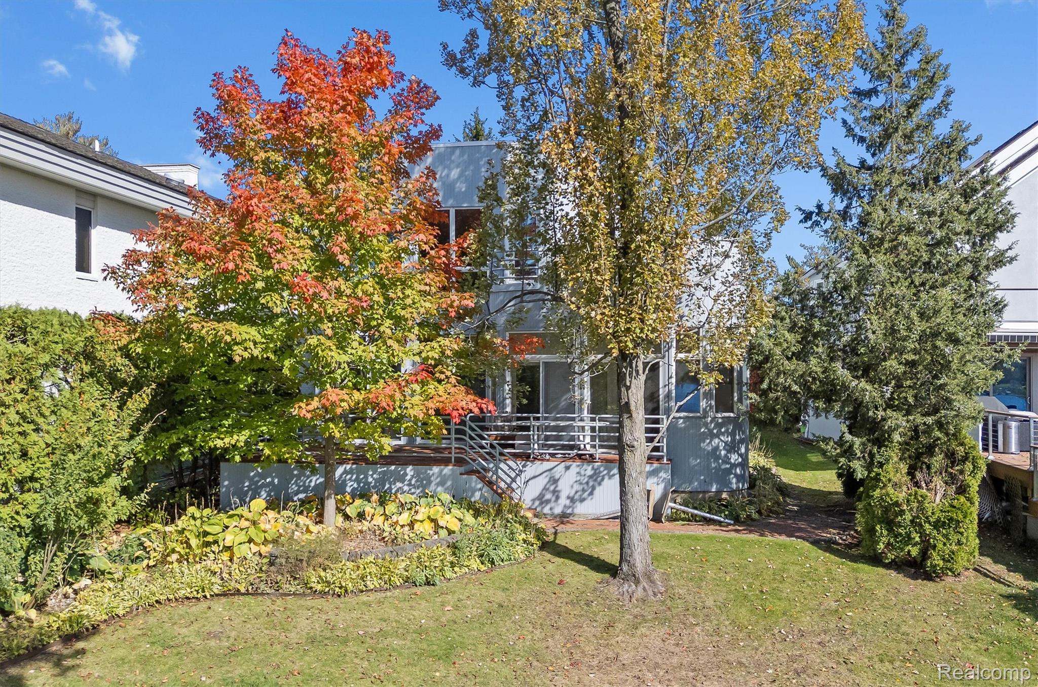 3217 Interlaken Street