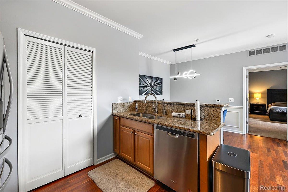 7779 Ambassador Drive