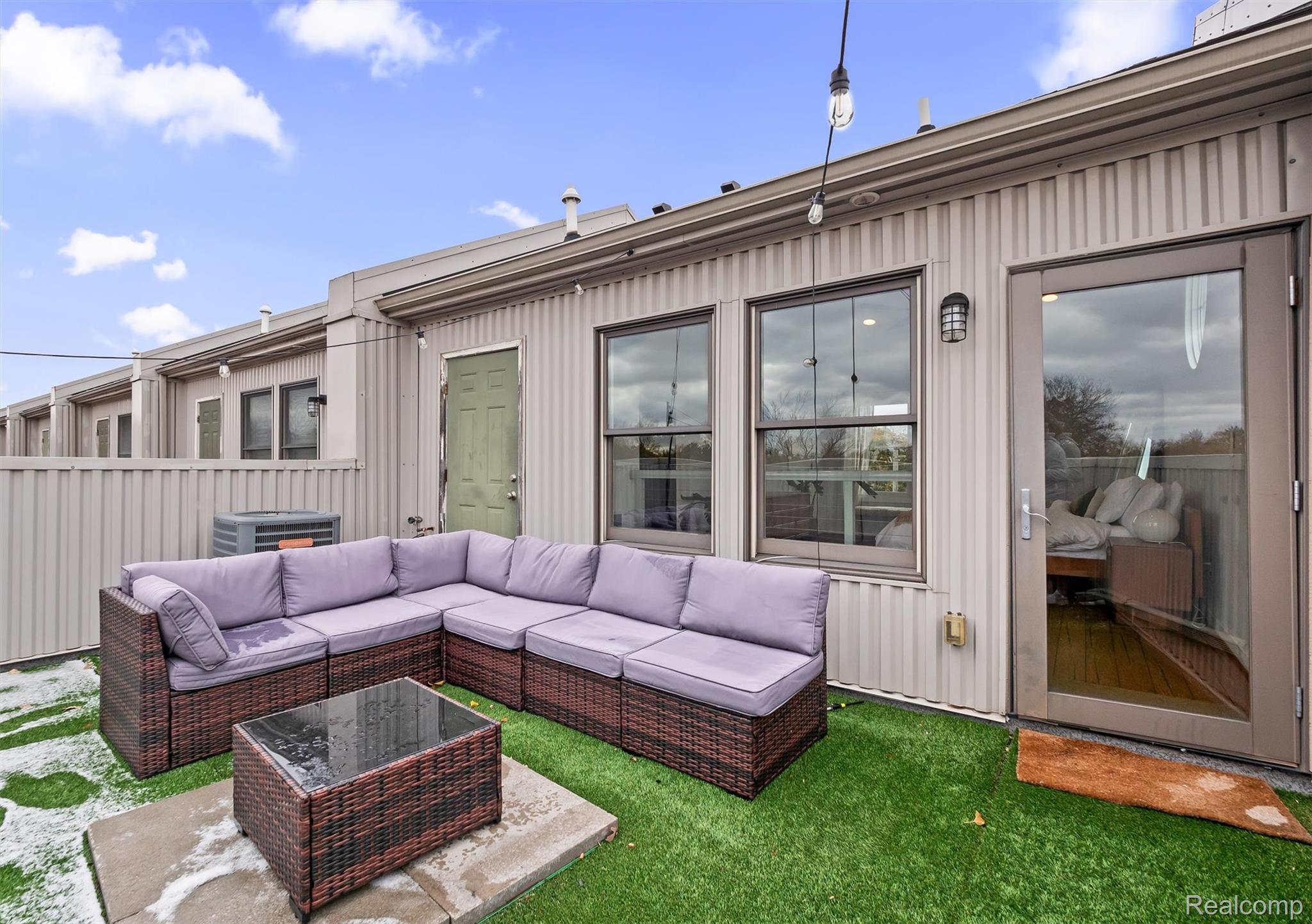 670 W 11 Mile Road