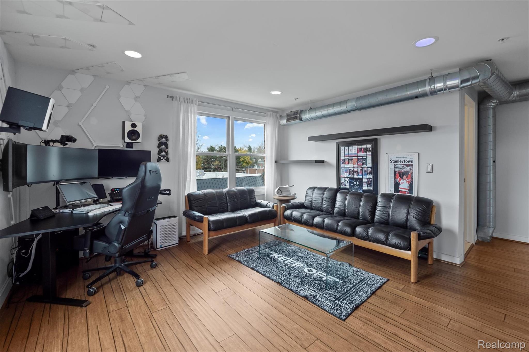 670 W 11 Mile Road