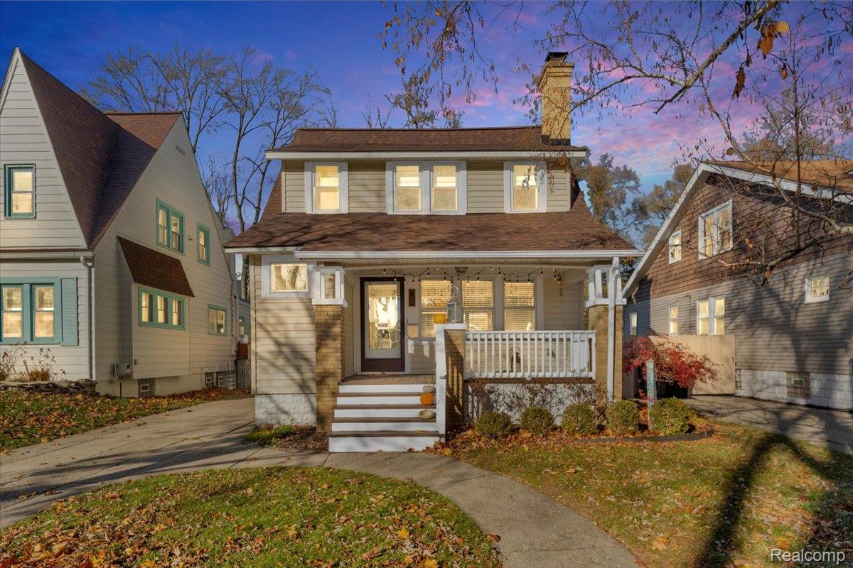 724 W Cambourne Street