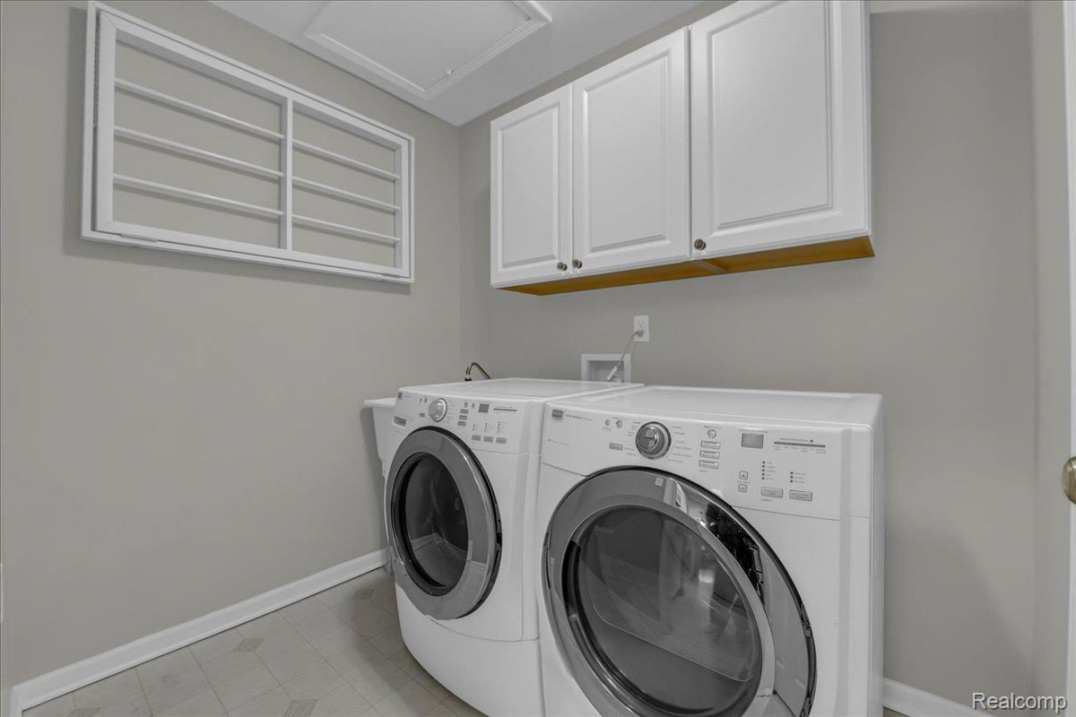 3695 Oakmonte Boulevard