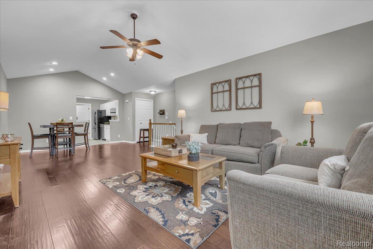 3695 Oakmonte Boulevard