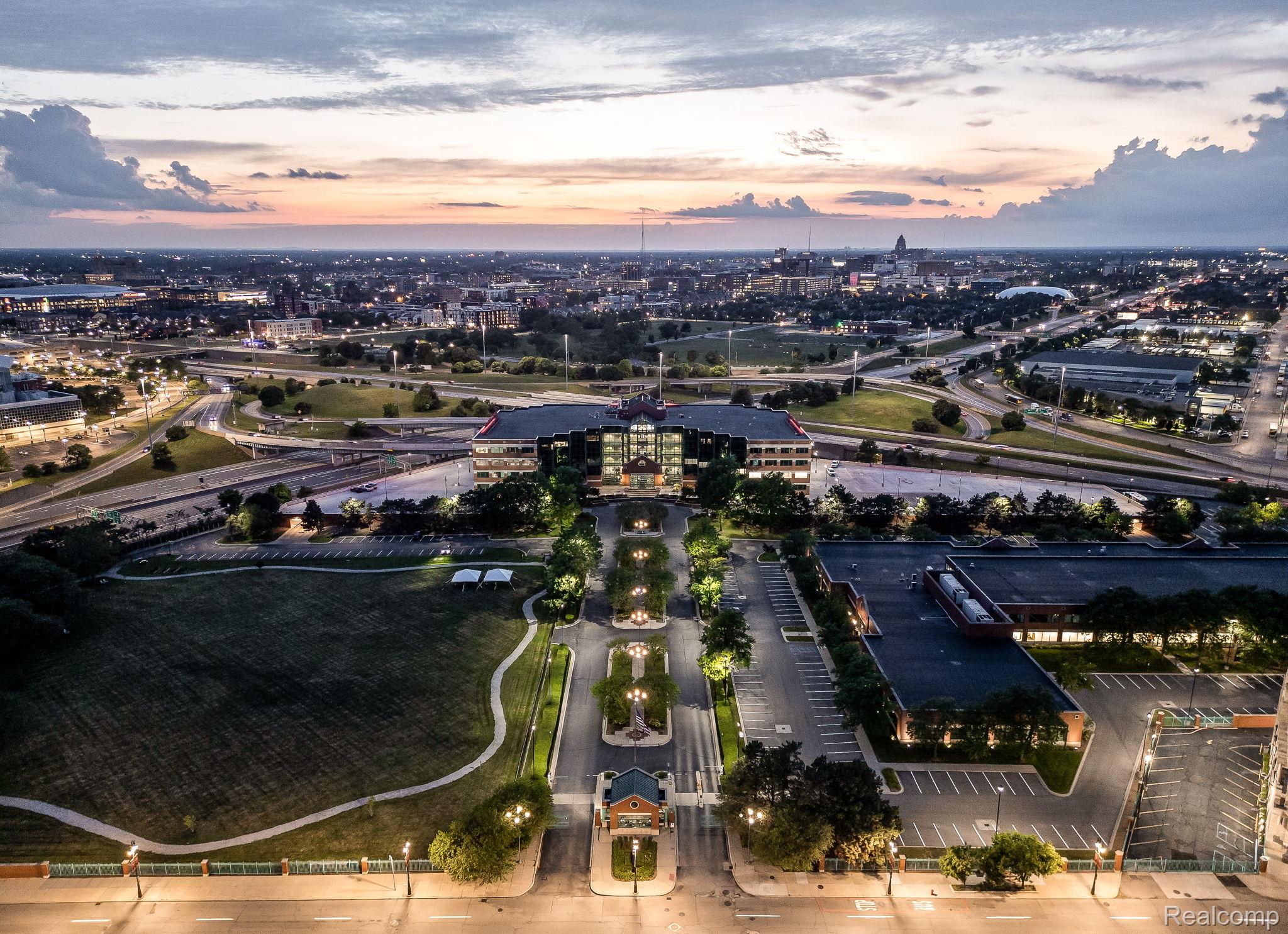 1155 Brewery Park Blvd 270