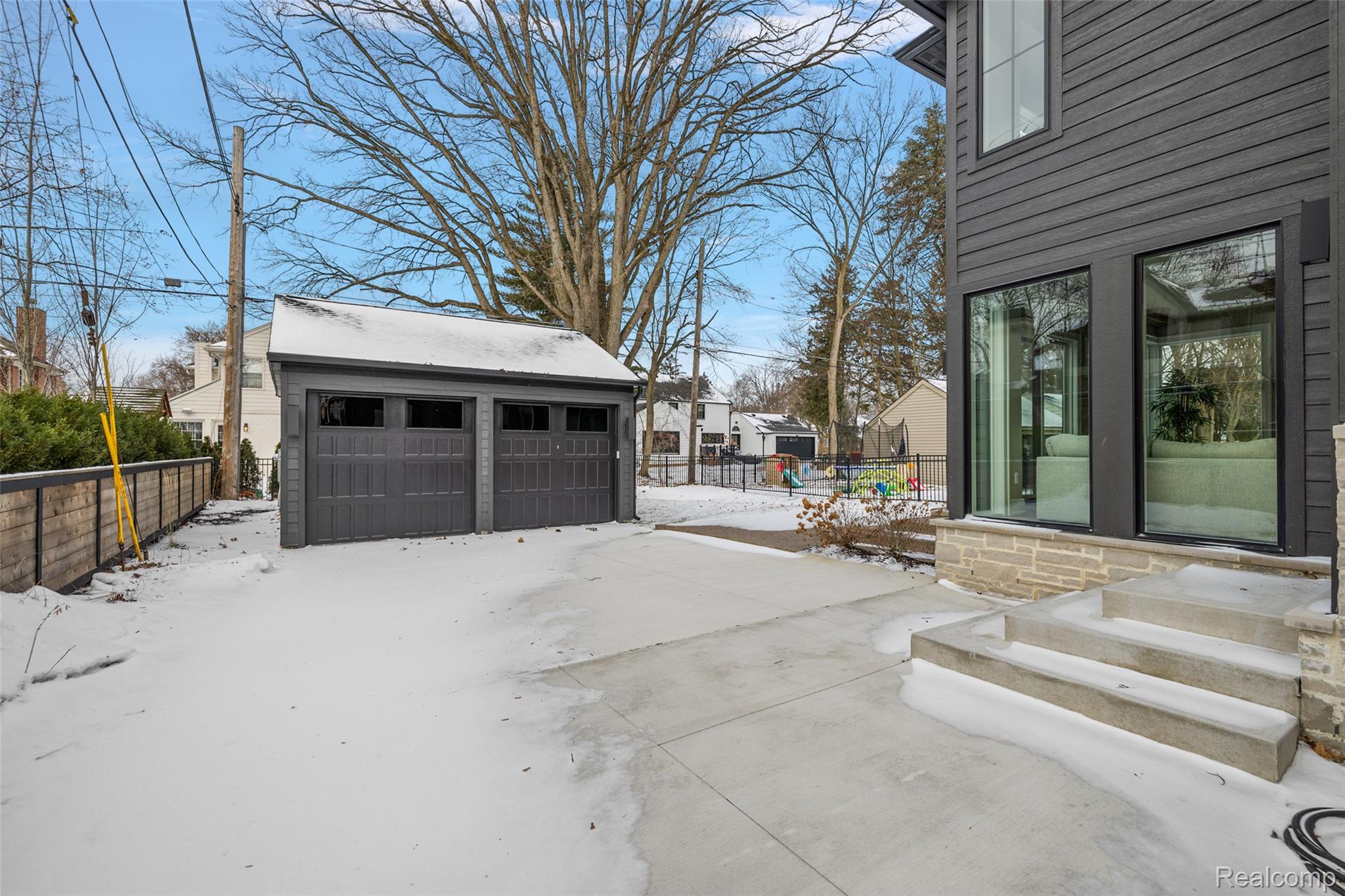 345 Kimberly Street