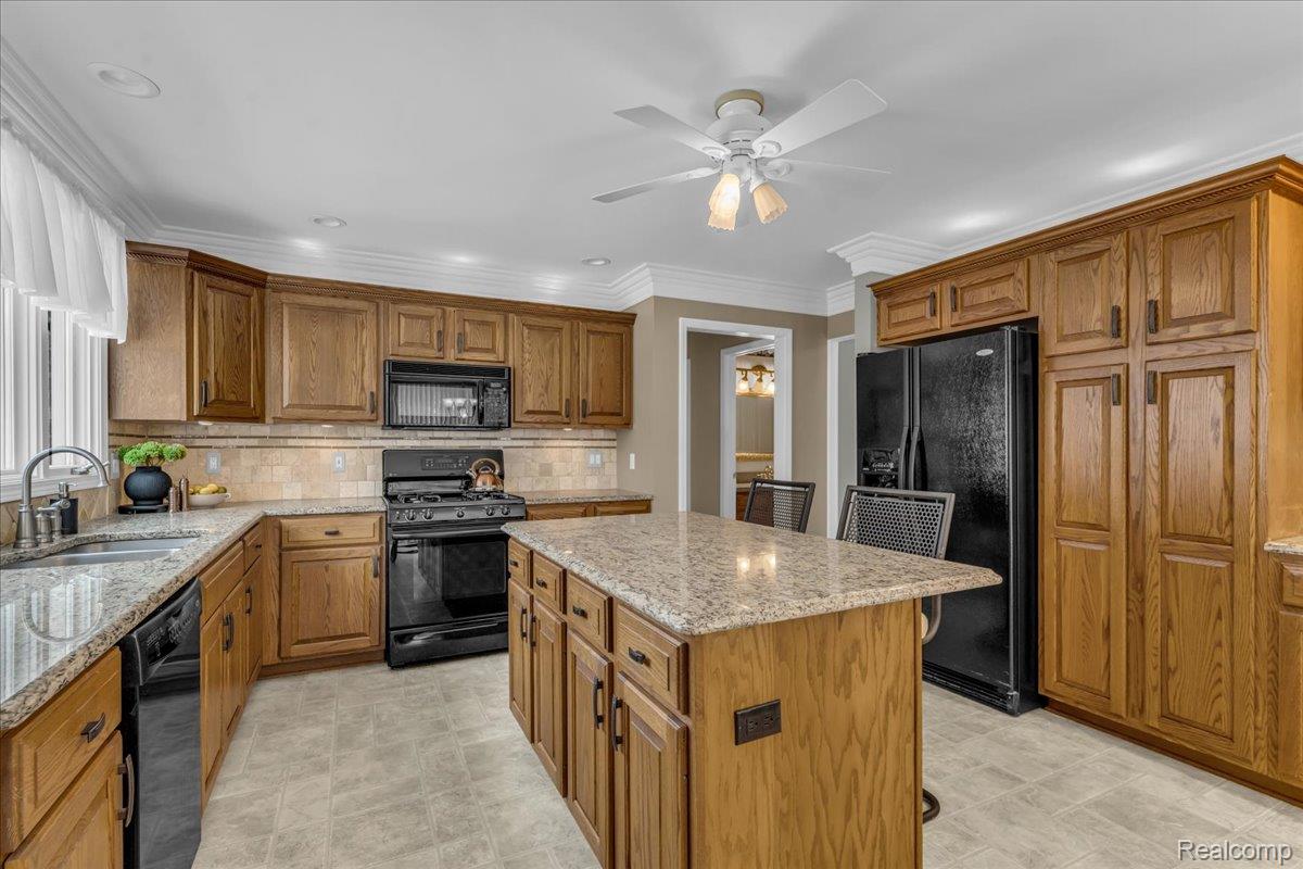 43855 Pinot Noir Drive