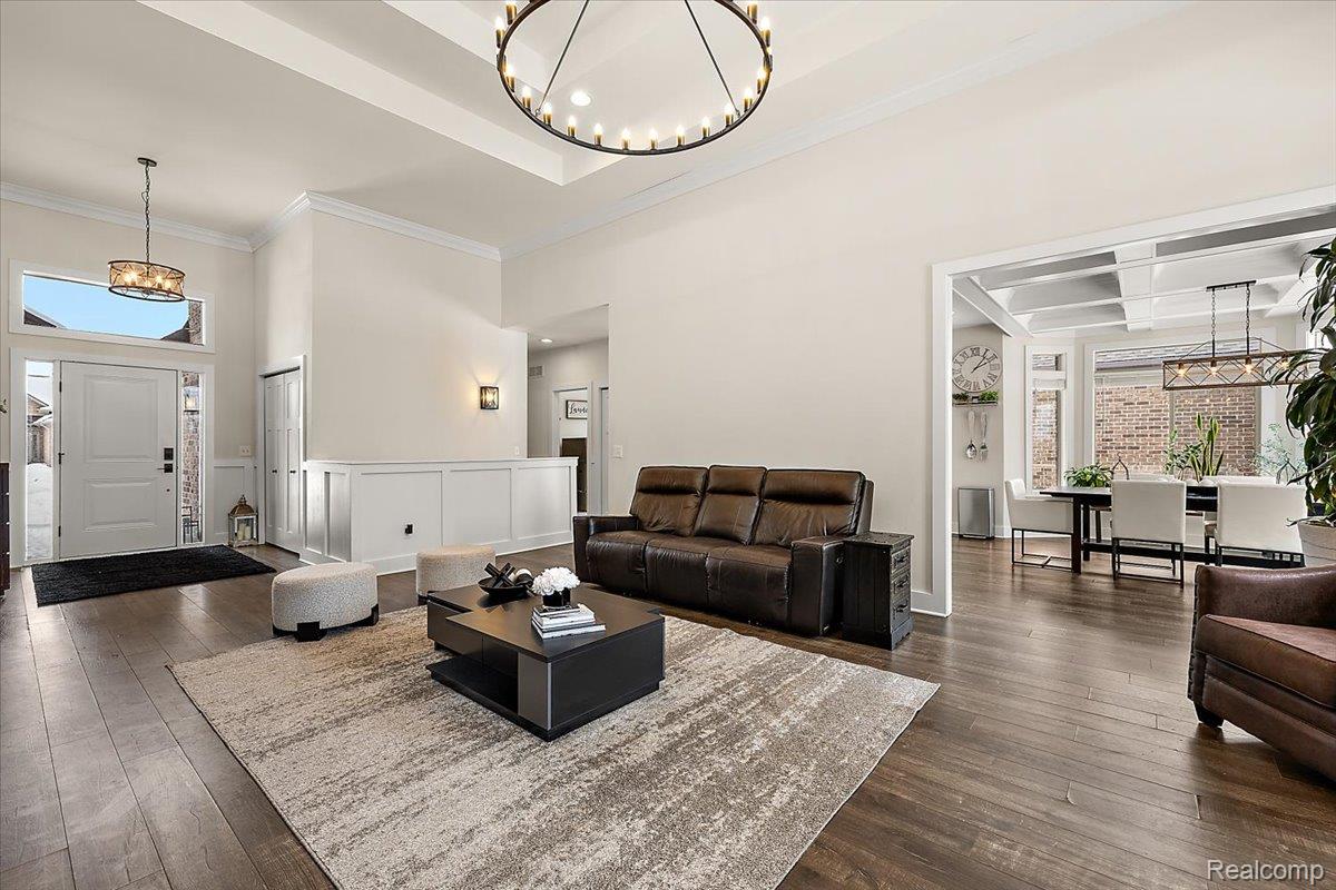56844 Topaz Drive