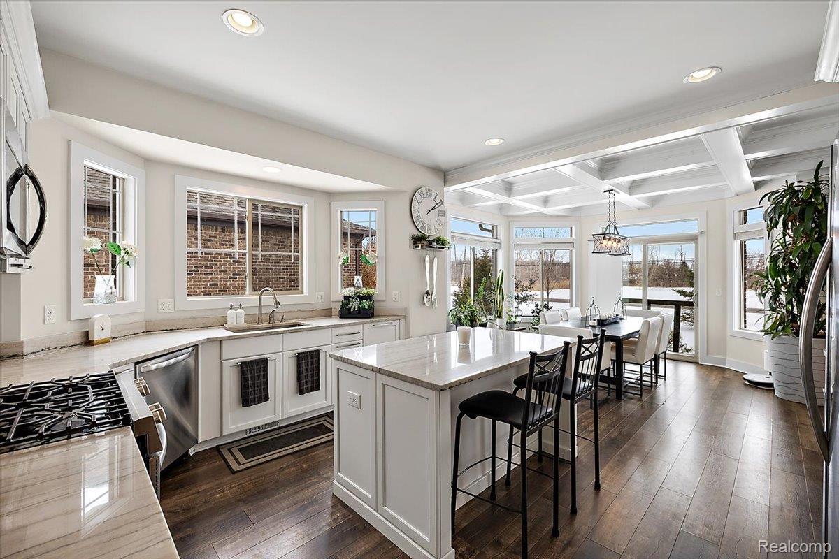 56844 Topaz Drive