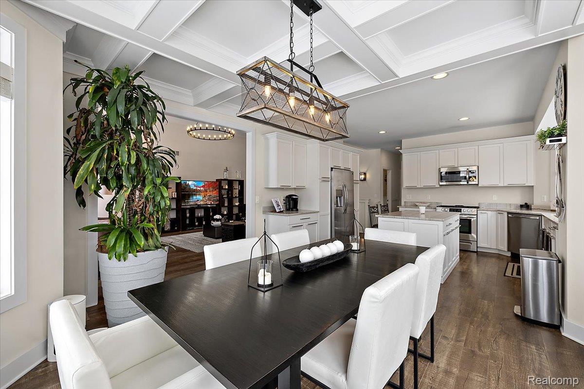 56844 Topaz Drive