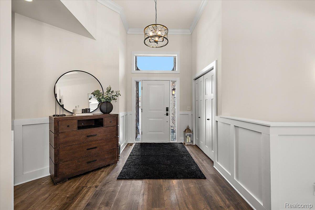 56844 Topaz Drive