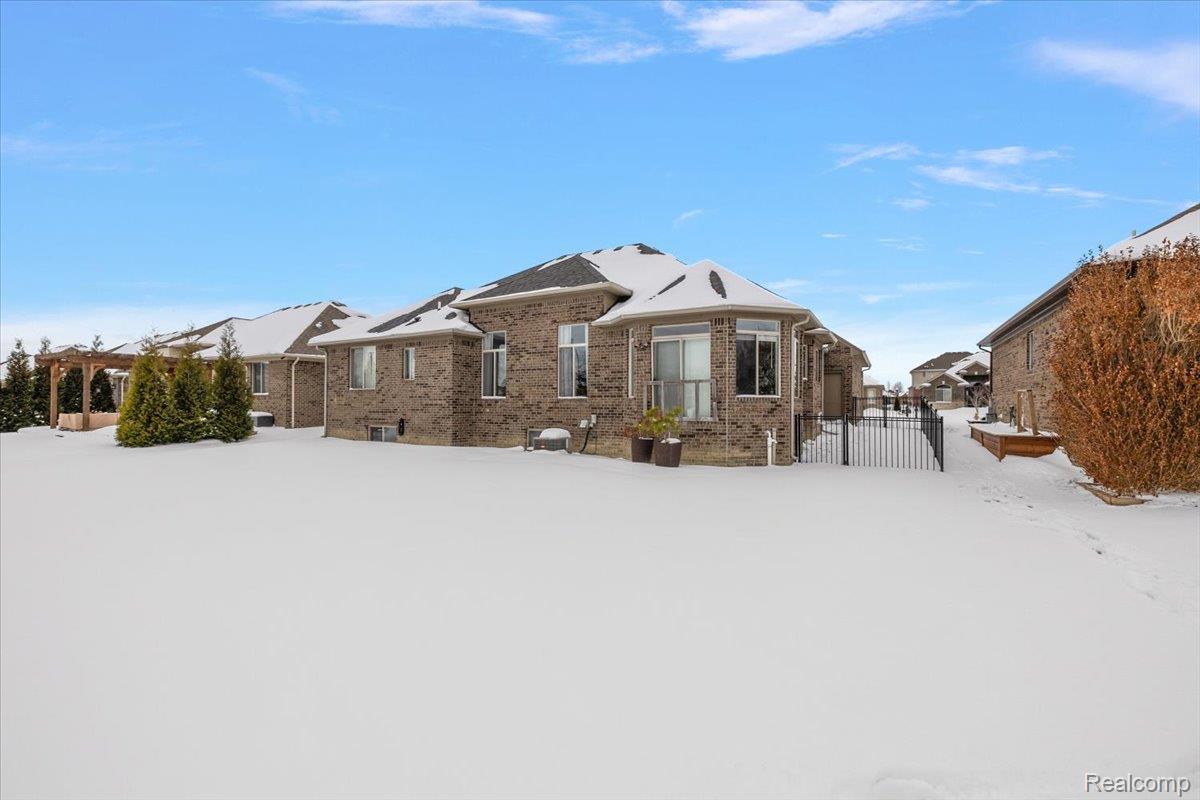 56844 Topaz Drive