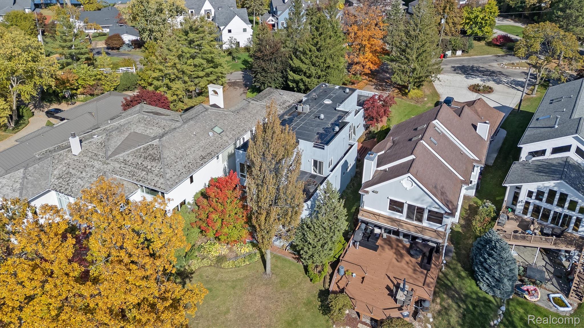 3217 Interlaken Street