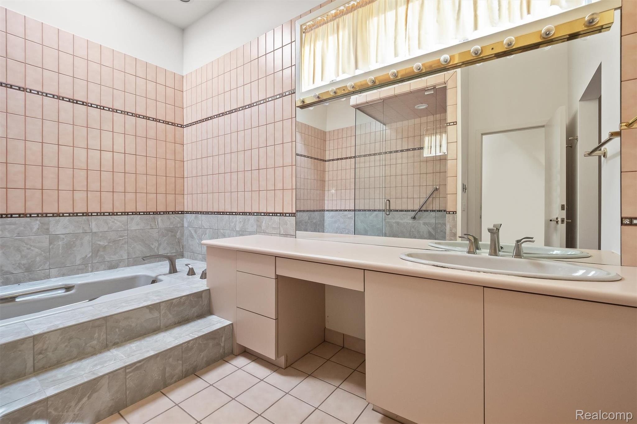 3217 Interlaken Street