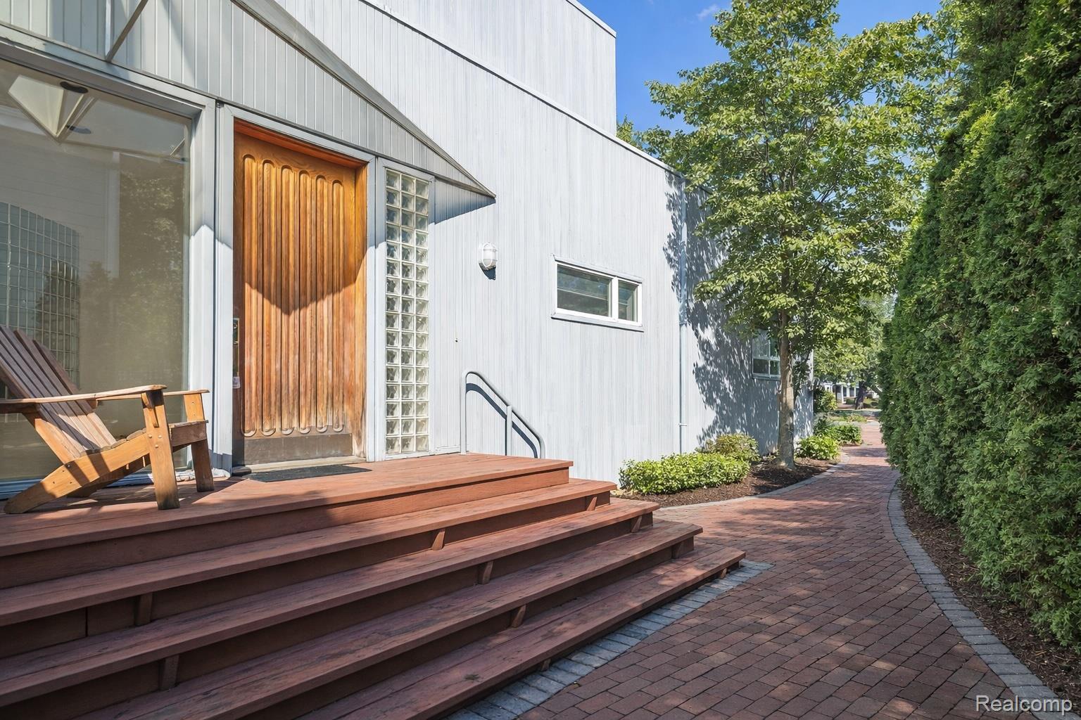 3217 Interlaken Street