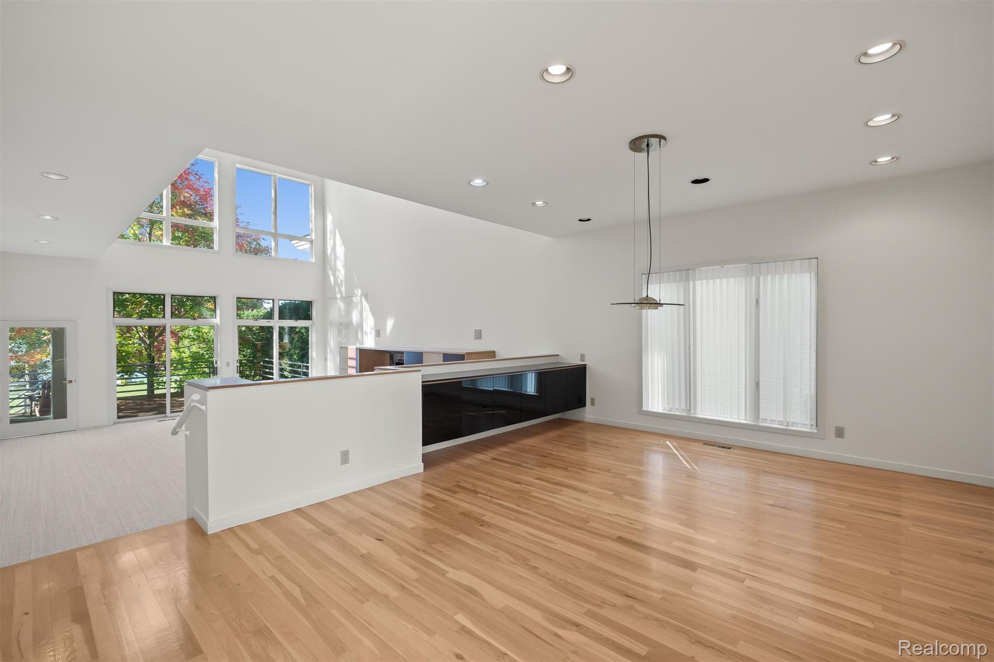 3217 Interlaken Street