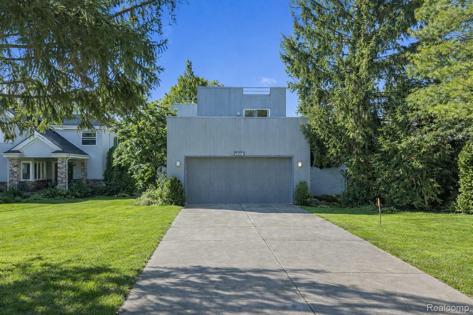 3217 Interlaken Street