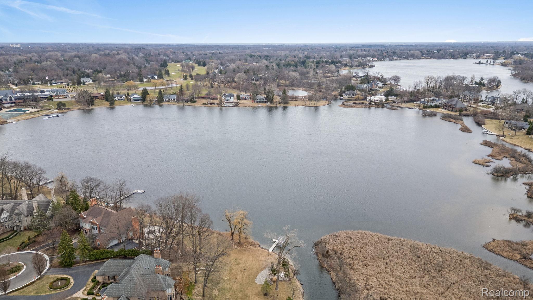 3026 Heron French Provincial