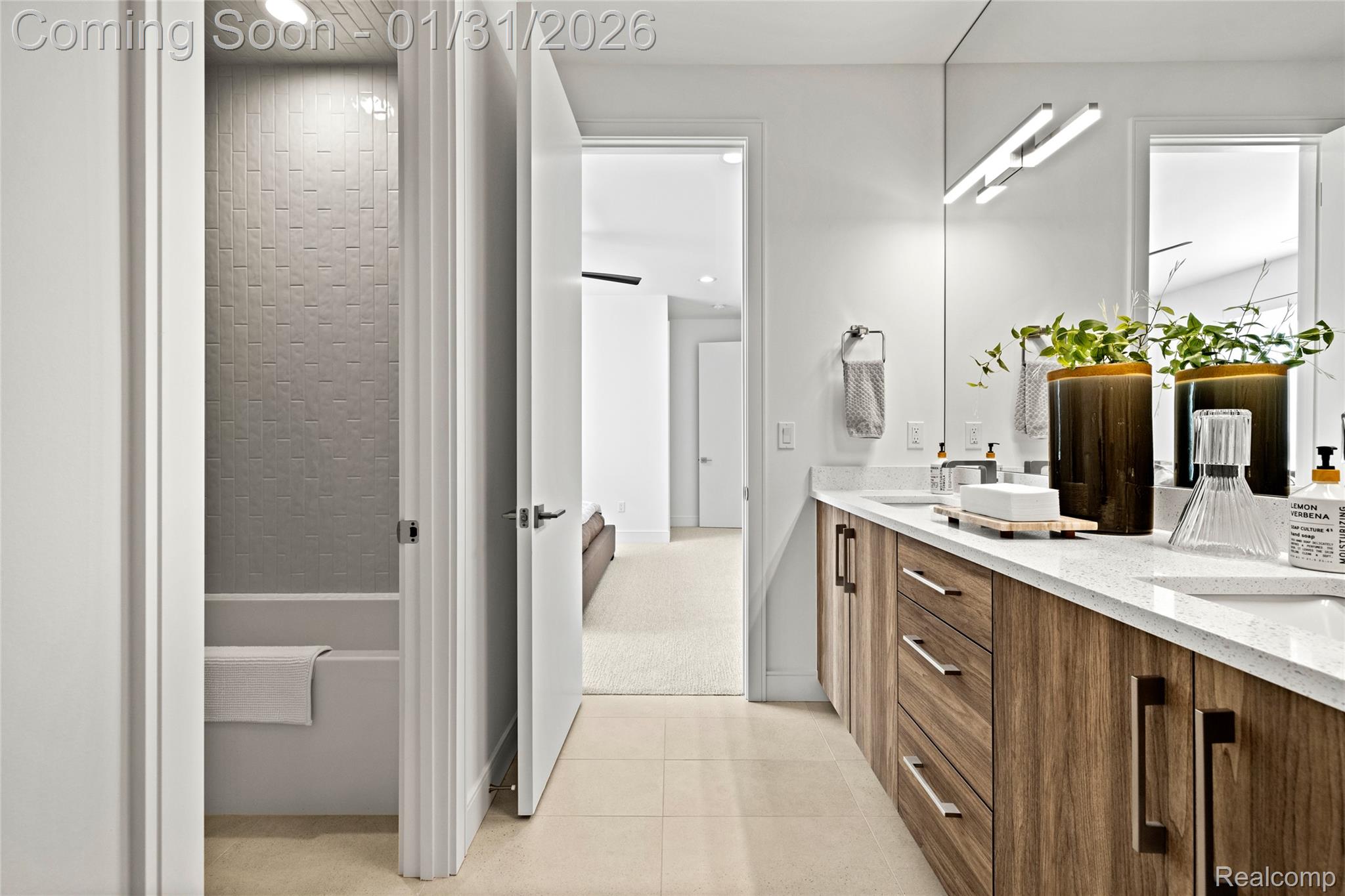 3026 Heron French Provincial