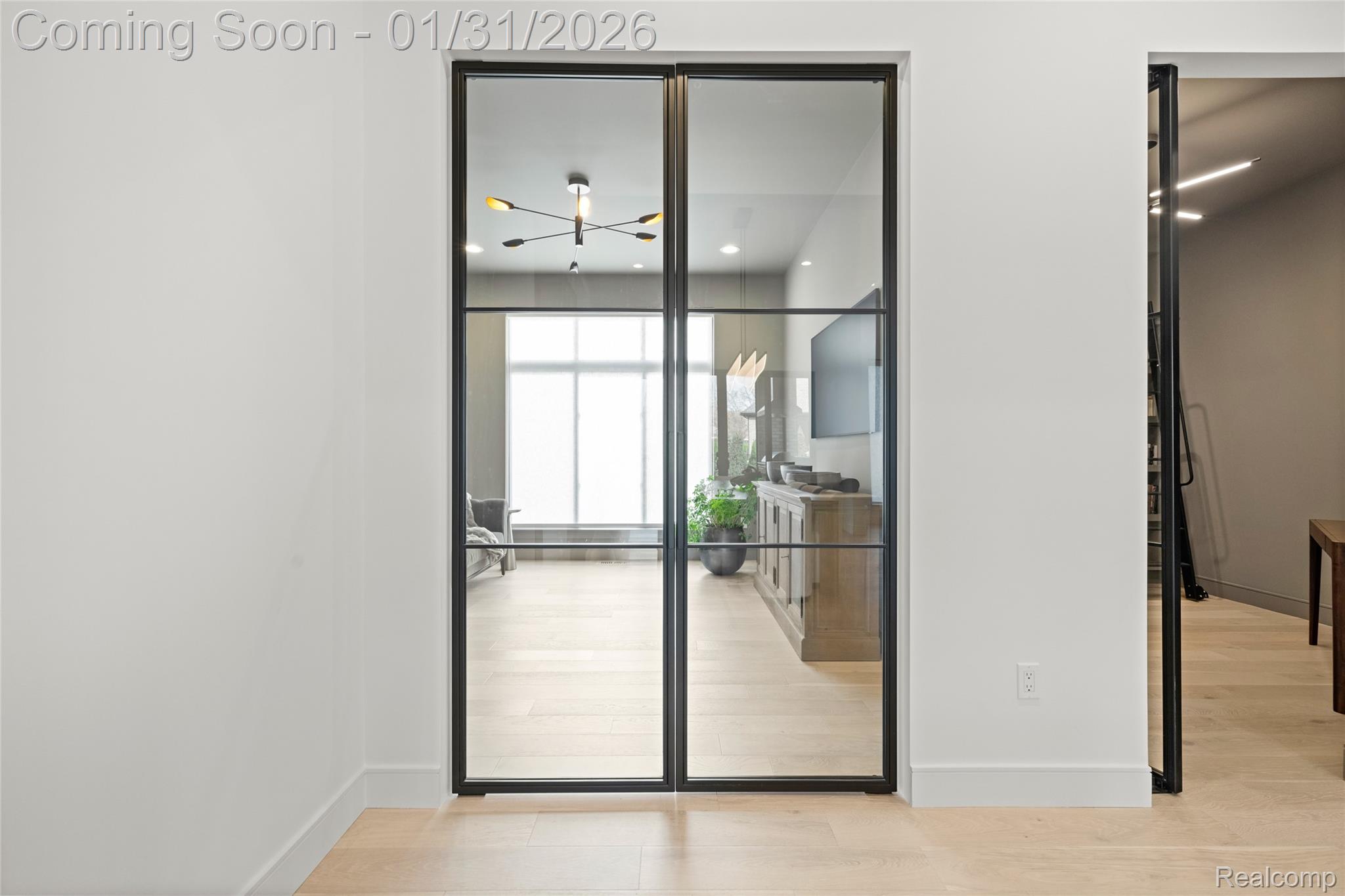 3026 Heron French Provincial