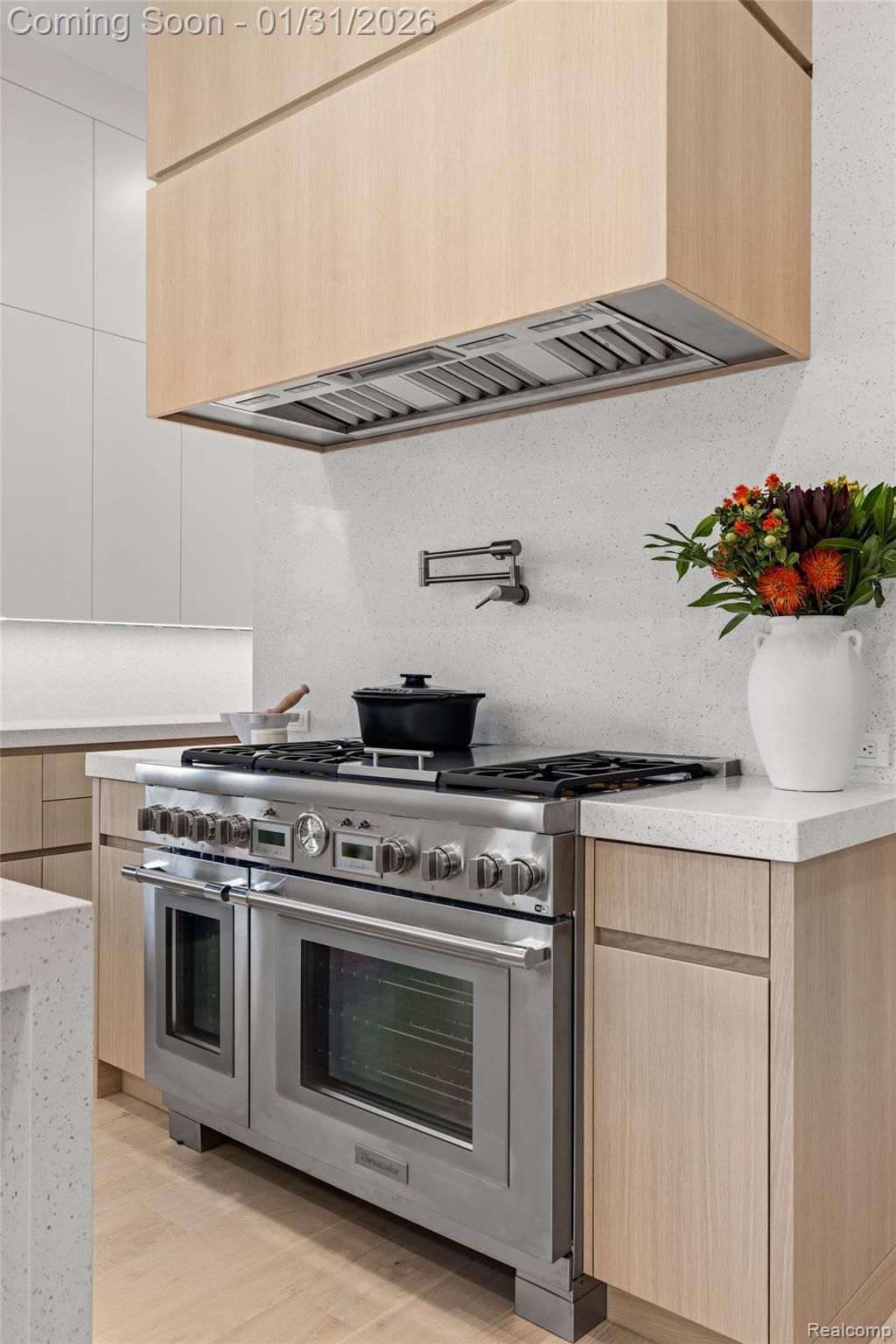 3026 Heron French Provincial