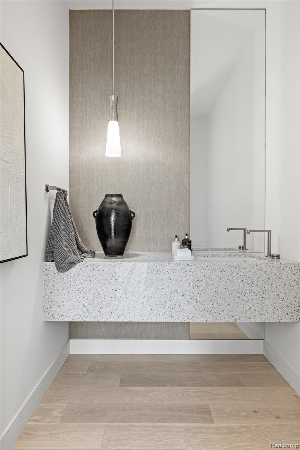 3026 Heron French Provincial