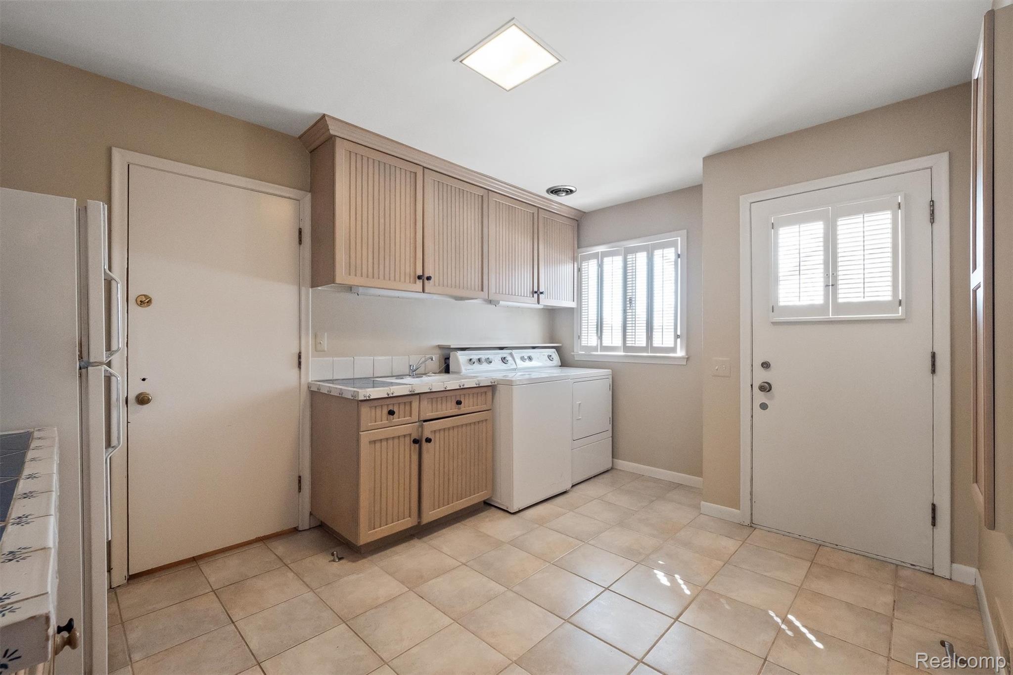 664 Rudgate Road