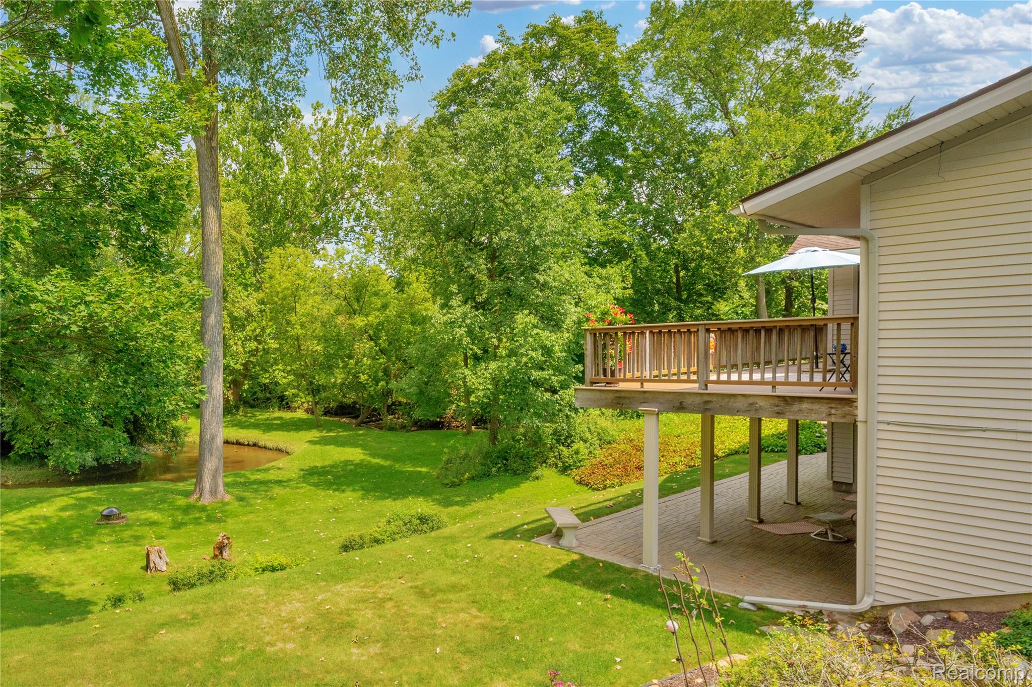 33420 Quaker Valley Road