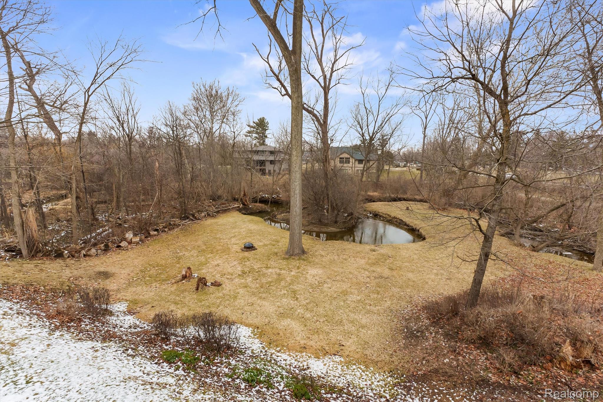 33420 Quaker Valley Road