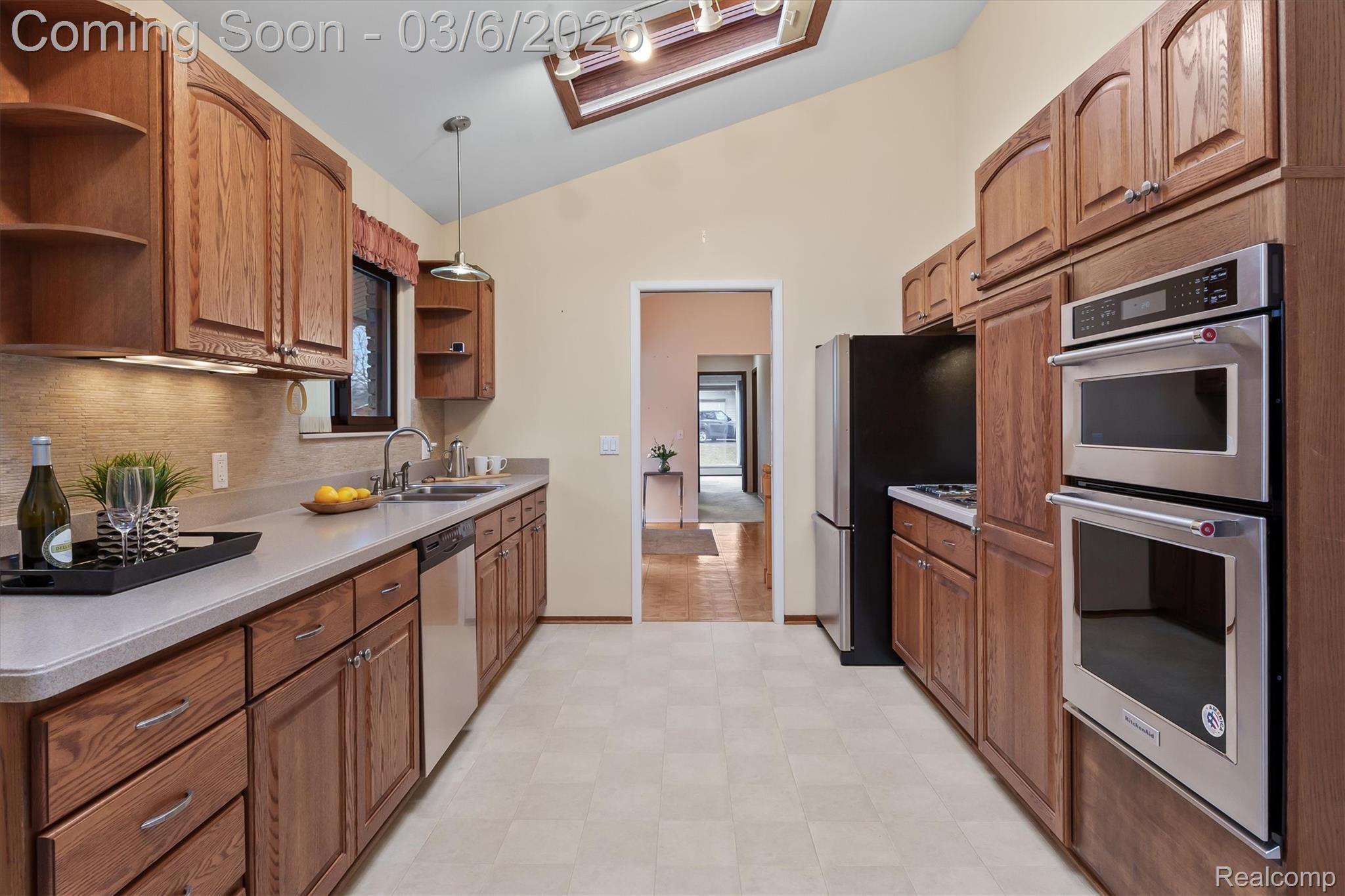 33420 Quaker Valley Road