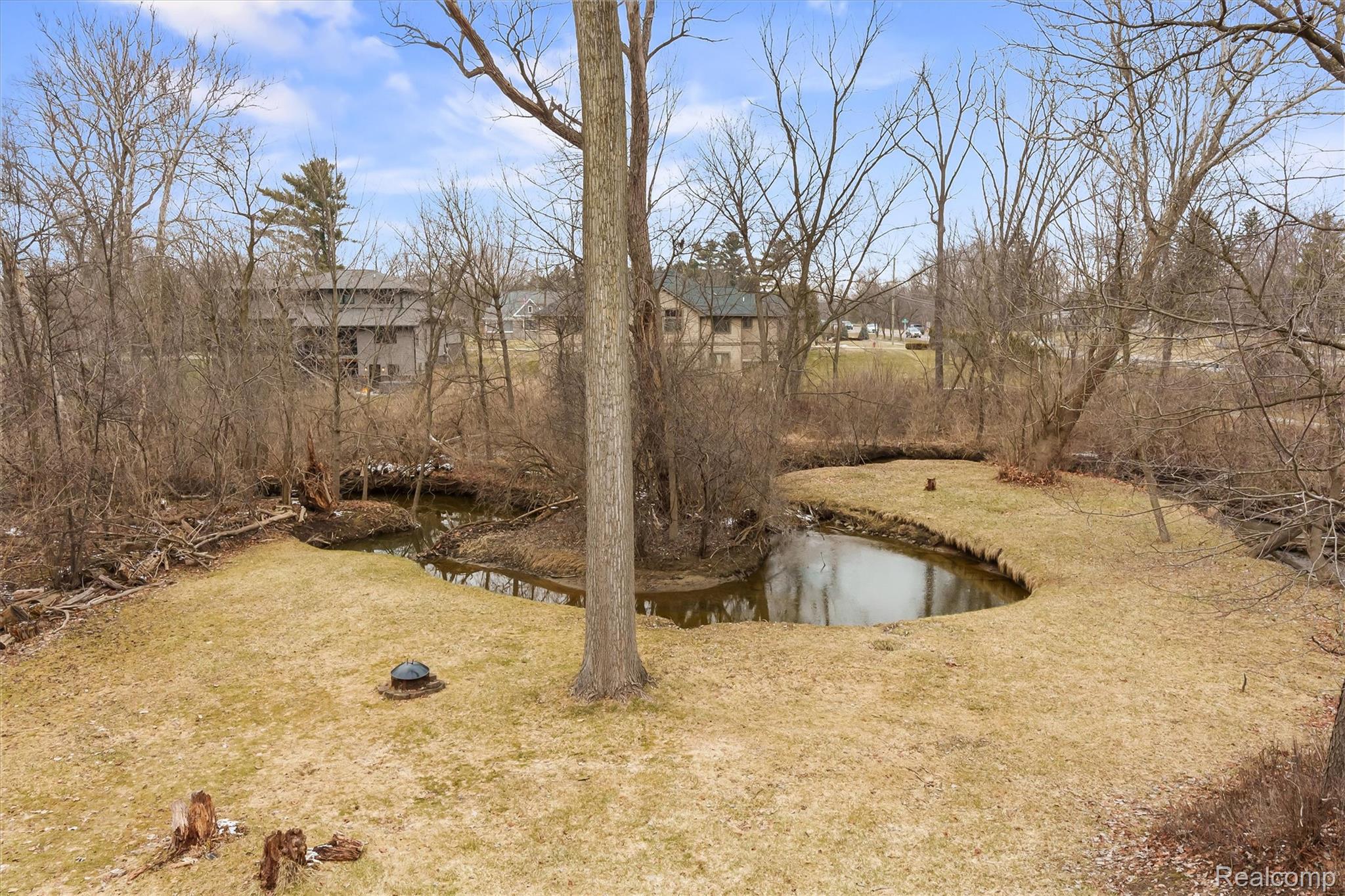 33420 Quaker Valley Road
