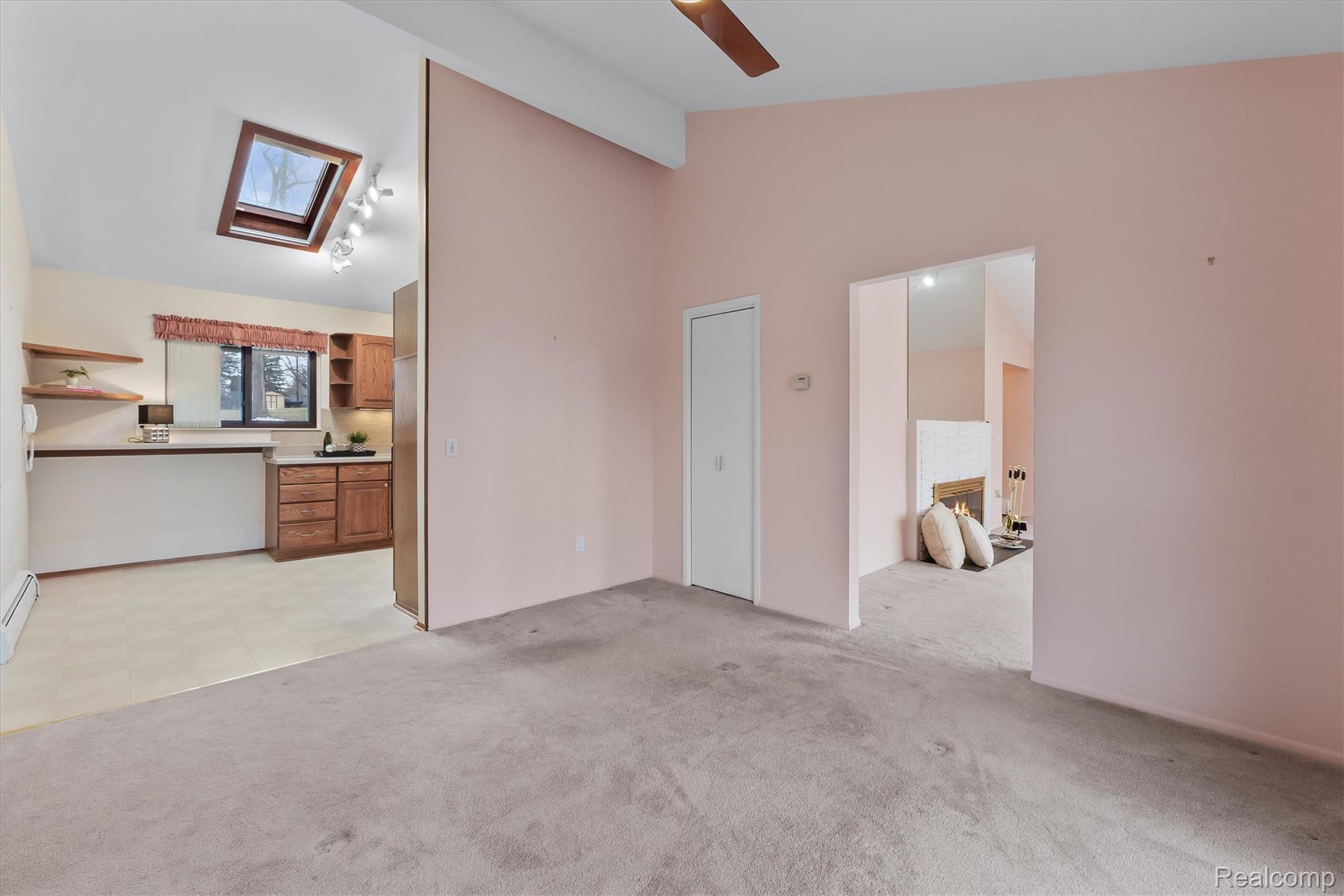 33420 Quaker Valley Road