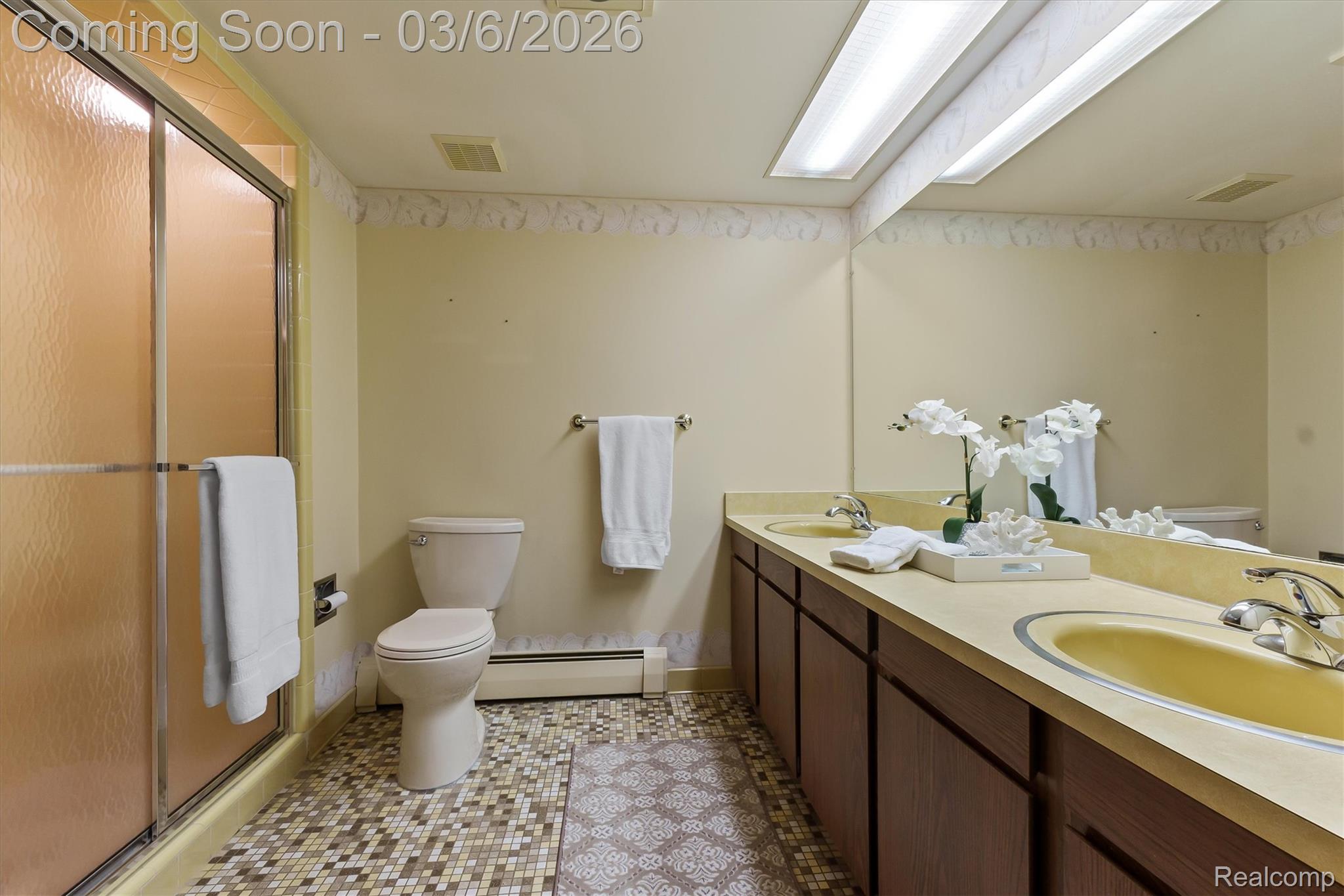 33420 Quaker Valley Road