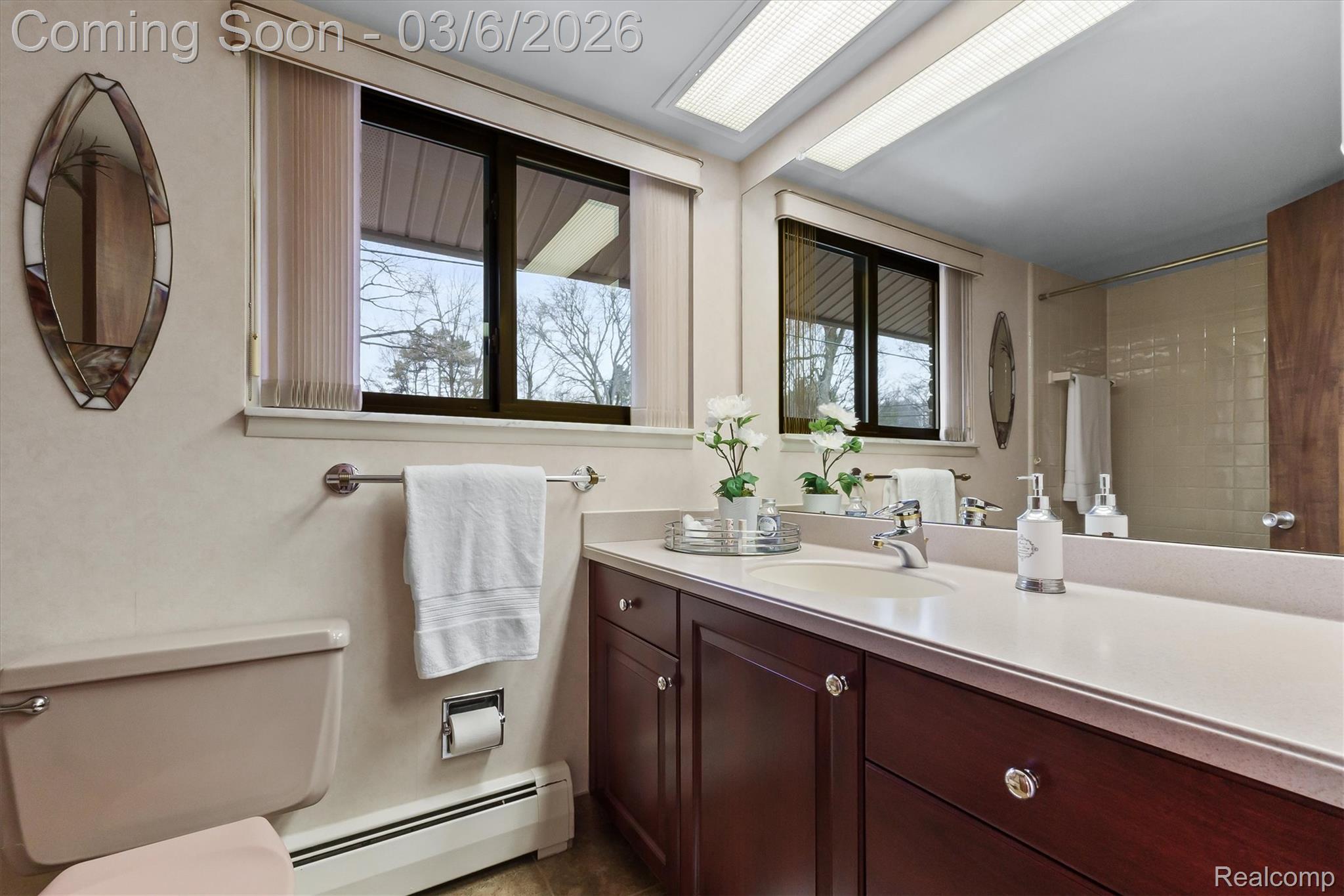 33420 Quaker Valley Road