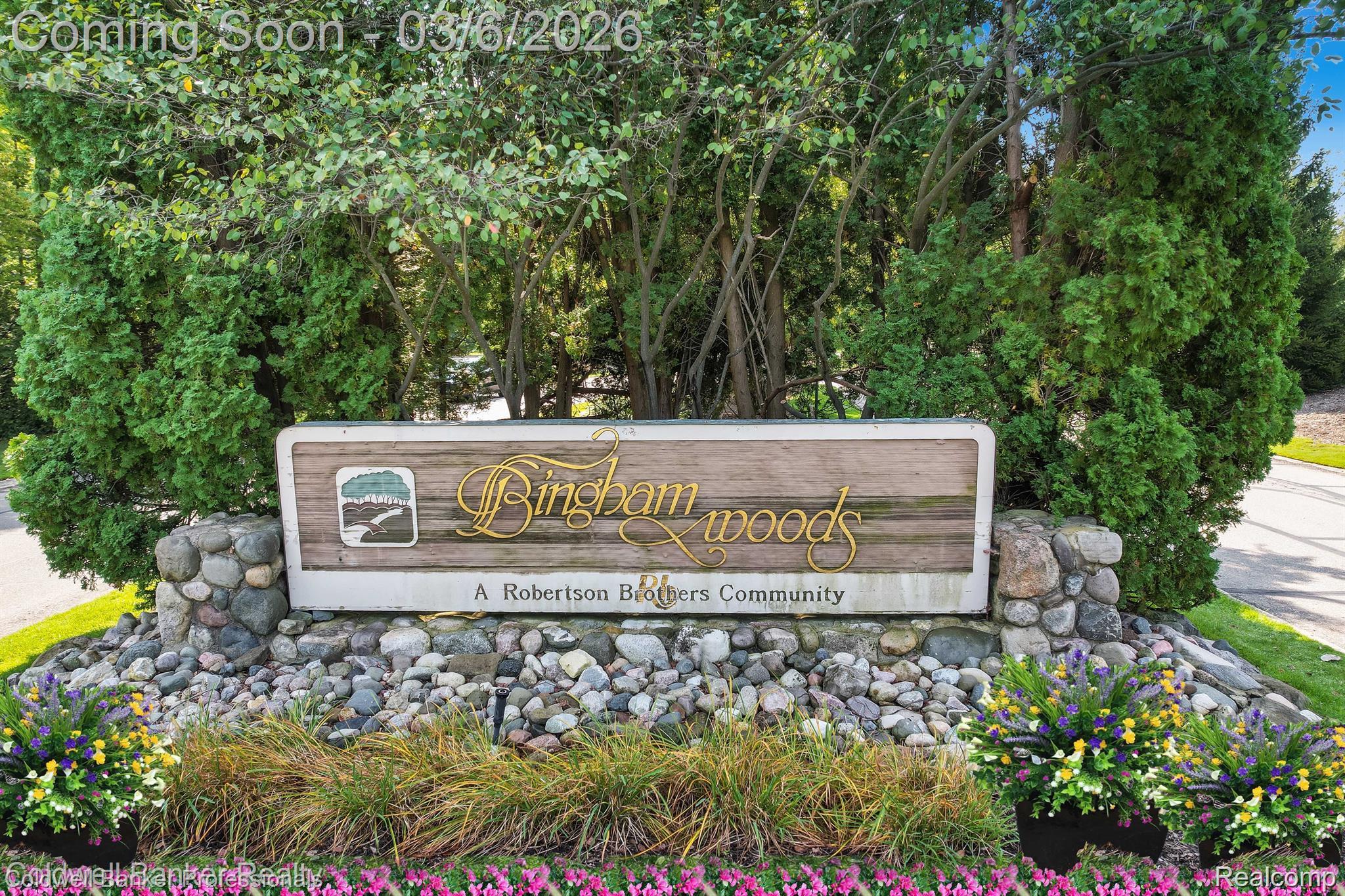 23715 Overlook Circle