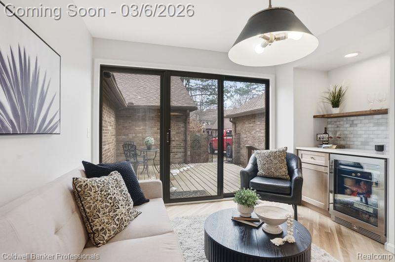 23715 Overlook Circle