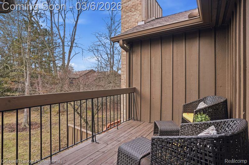 23715 Overlook Circle