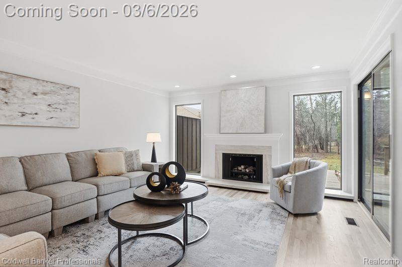 23715 Overlook Circle