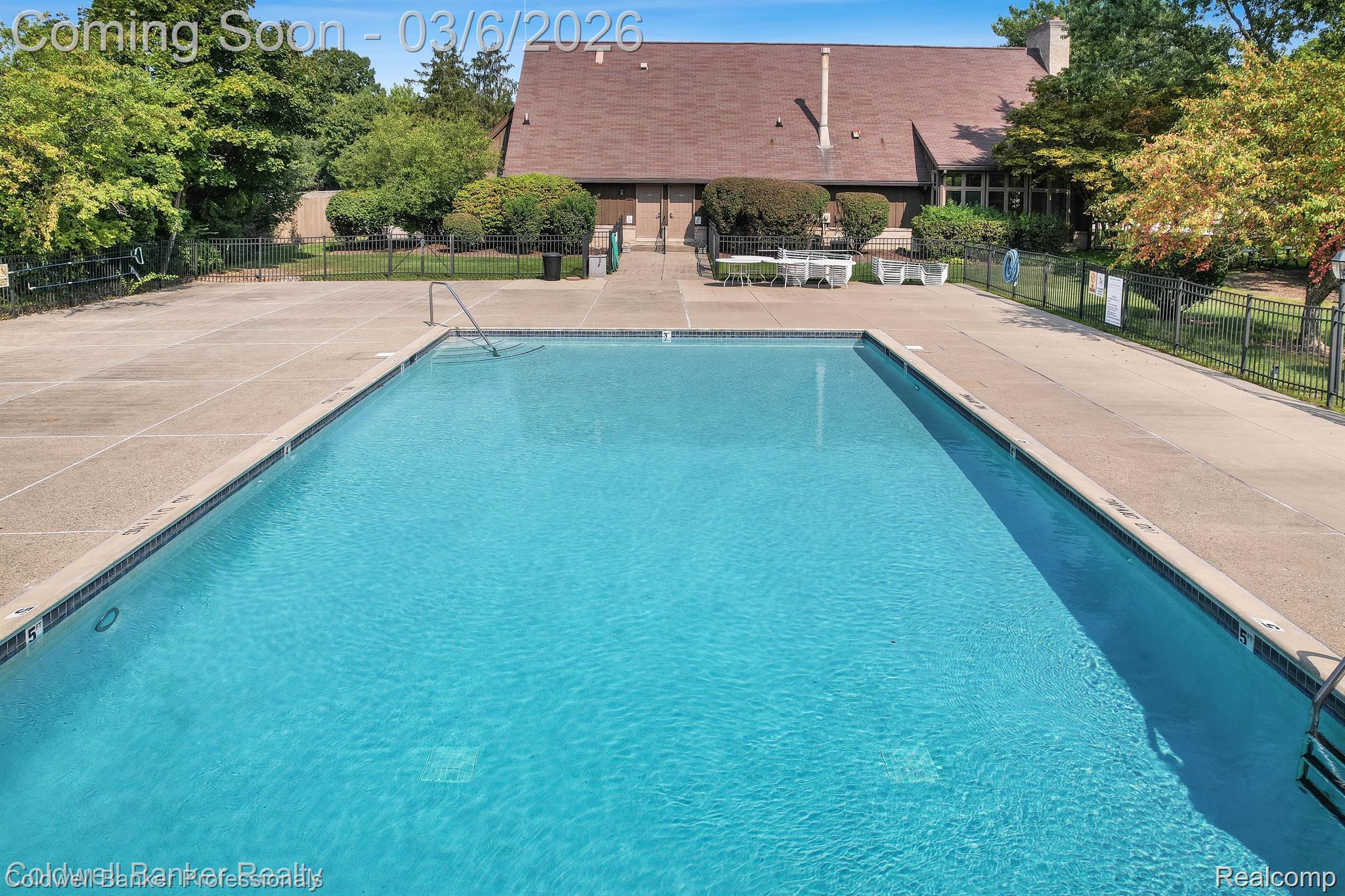 23715 Overlook Circle